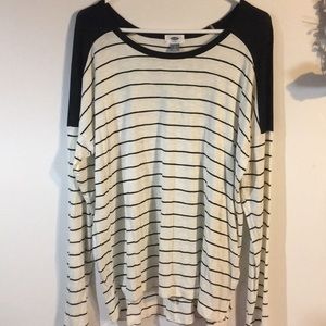 Long sleeve tee
